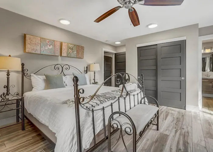 Red Rock Loft! Trails Apartment W Bbq & Fire Pit