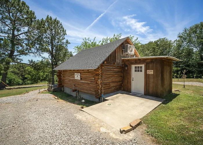 Log Cabin-Kitchen-Front Porch-Queen-The Velvet Rooster