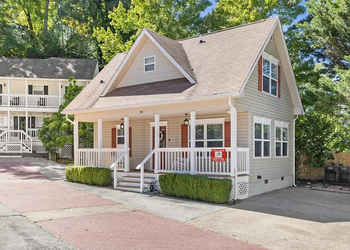 Little Bear Cottage Is Located Only A Half-Mile Away From Downtown Gatlinburg!