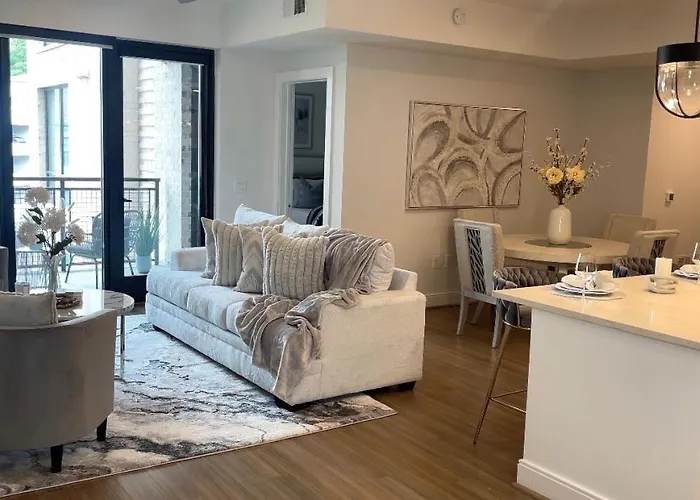 Buckhead Atlanta Luxury Suite