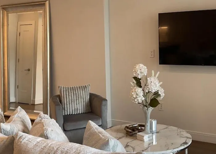 Buckhead Atlanta Luxury Suite