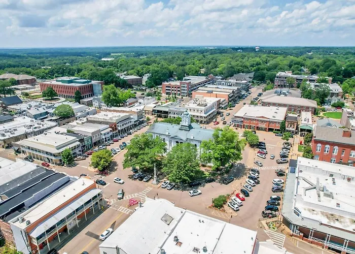 The Vault - 5 Min Walk To Ole Miss-Guest Favorite-3Br