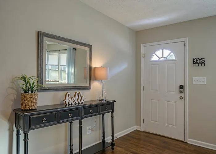Pet-Friendly Marietta Retreat Near Town Center
