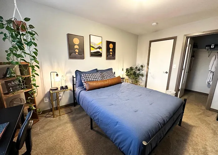 Central Tacoma Homestay With Breakfast Included -Private Room-