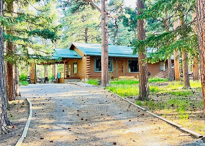 Cabin On The Creek With Fireplace, Game Room, And Firepit