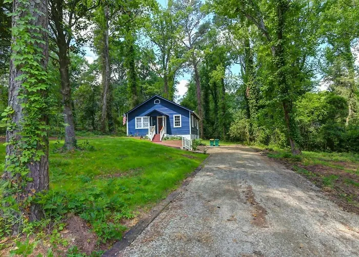 Blue Bungalow 2Br1Ba Lexington