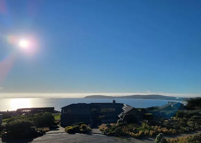 Bodega Bay Sonoma Coast Ocean Views 3 Bedroom Home