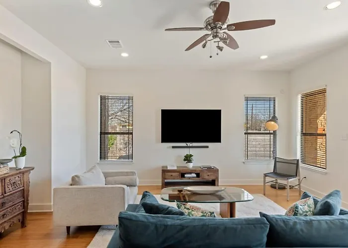 Bright 3Br Home - East Atx - Cowboy Pool - Near Ut