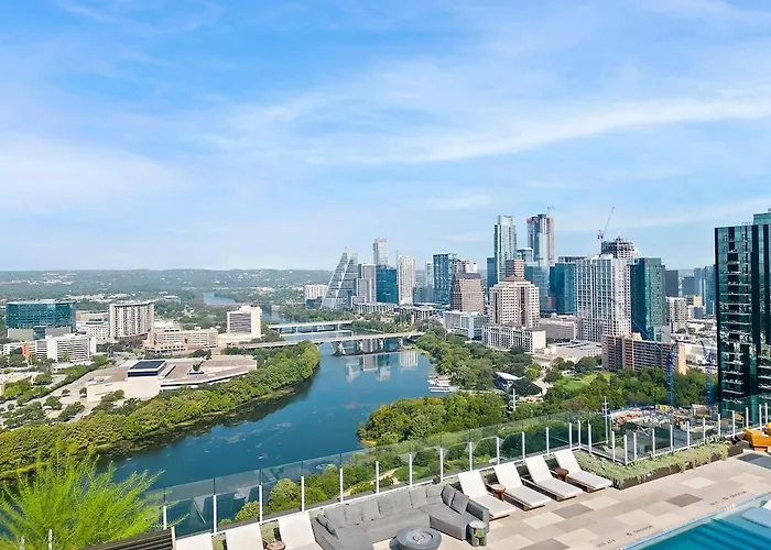 20Th Fl 1Br - Heated Pool - Gym - Bar - Balcony