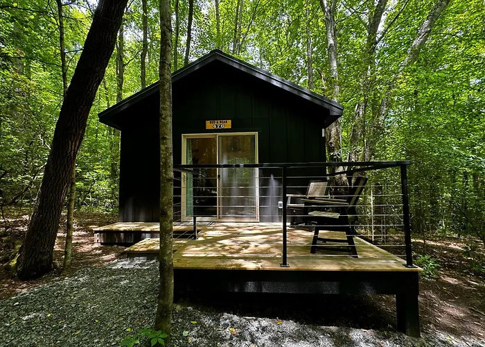 Bed & Bear - Couples Glamping Cabin At Valley Bear Farms Resort