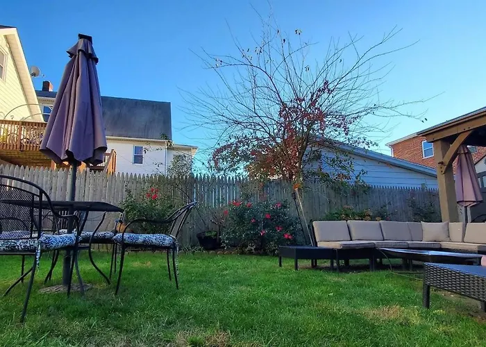 The Fred Deluxe 7 Bedroom By I95 Train Harborvw Beach