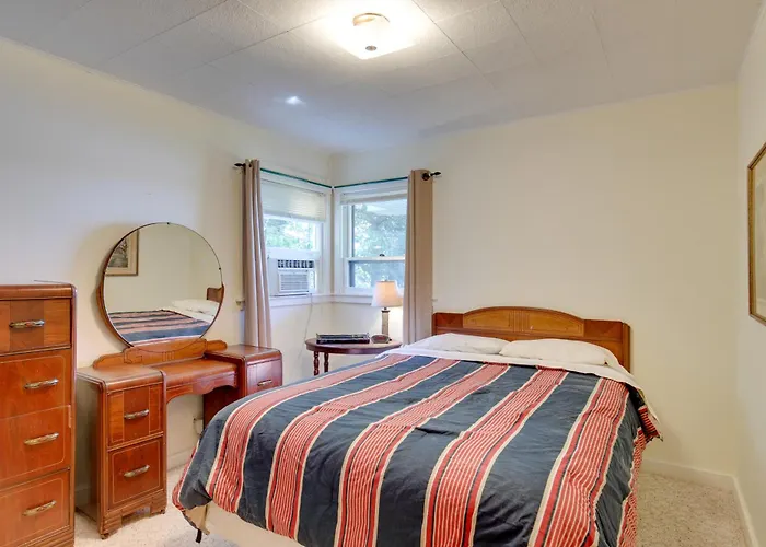 Eagle River Apartment W/ Private Dock & Fire Pit!