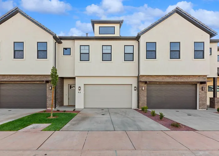 Ocotillo Spring Resort 44 Sky Fire Private Brand-New Home, Private Hot Tub, And Community Pool