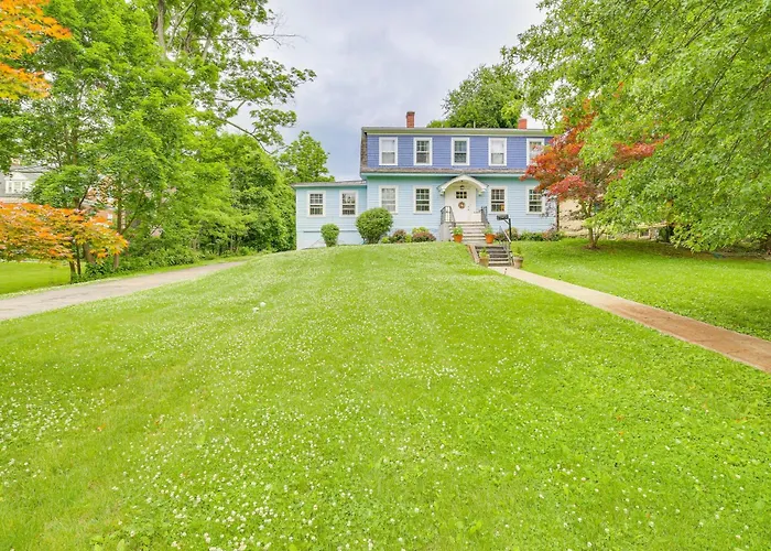 Historic Poughkeepsie Home Near Arlington & Vassar