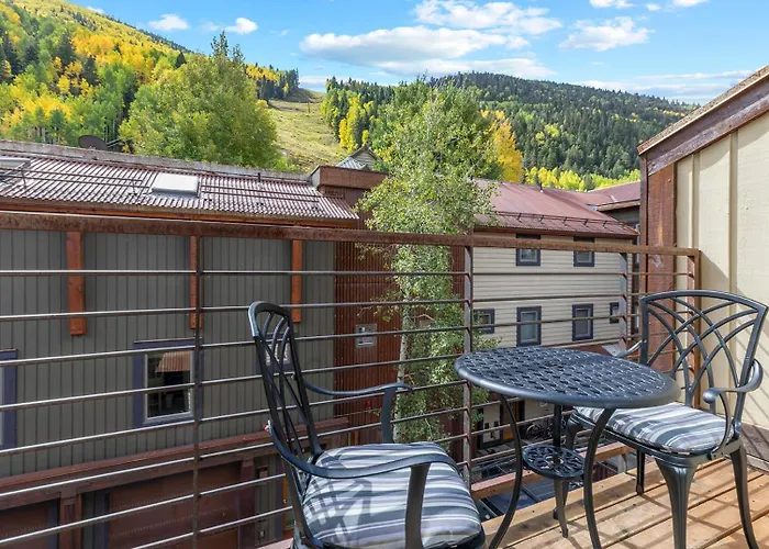 Luxury Condo - Open For Bluegrass
