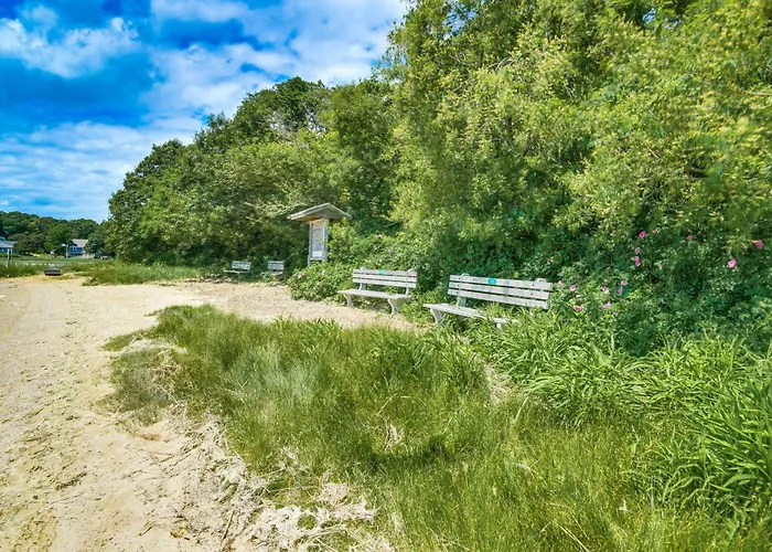 Steps To Beach: Cape Cod Family Retreat W/ Patio