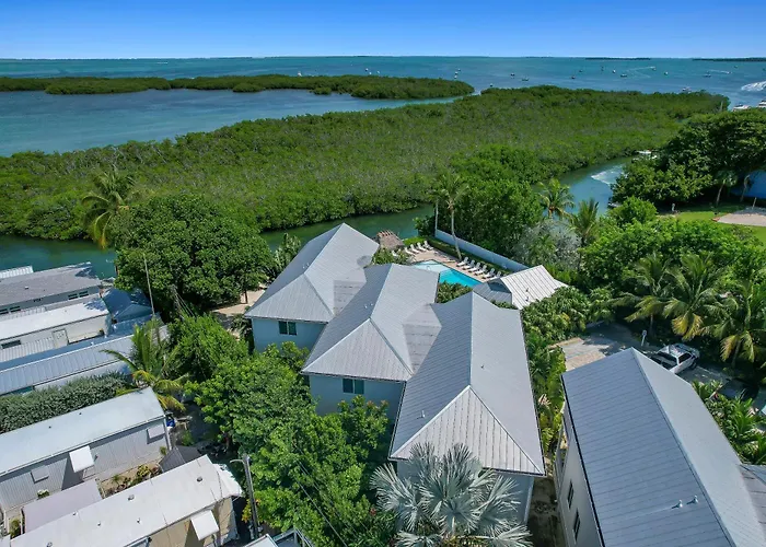 Isla Key Acai - Waterfront Boutique Resort, Island Paradise, Prime Location