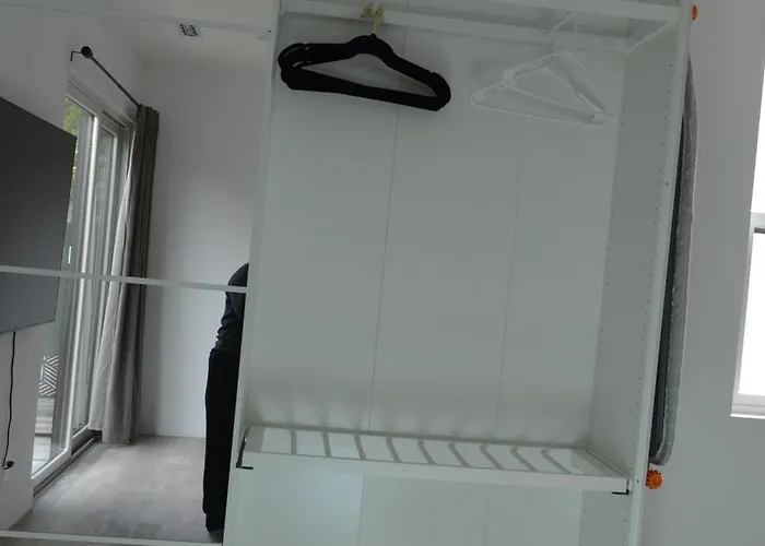 Modern 2Br 2Ba Oakland Oasis Furnished & Level 2 Evc