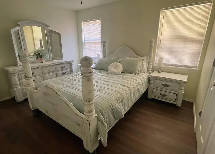 The Diamond Escape , Home In Murfreesboro