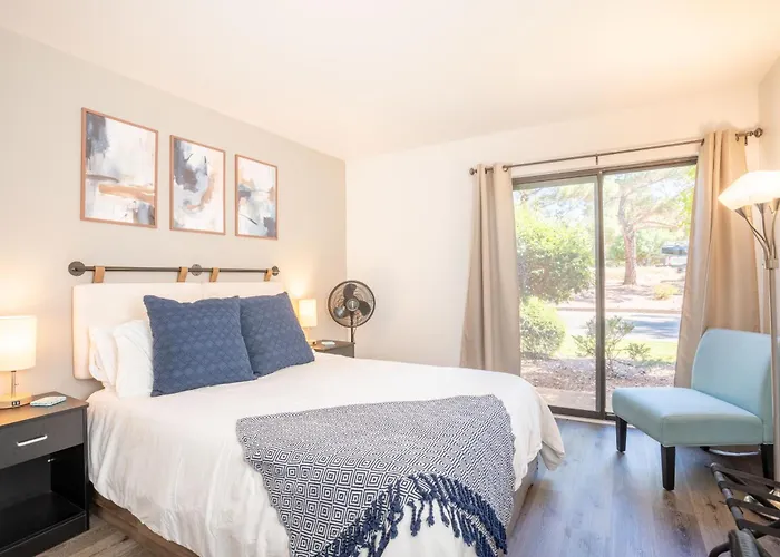 Cozy Sedona Retreat - Pool, Spa, Pickleball
