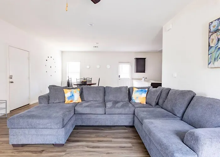 Contemporary Austin Home Near Downtown & Airport