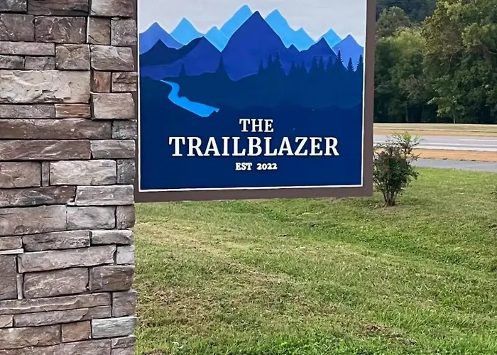 Wildflower Room At The Trailblazer Unit 12