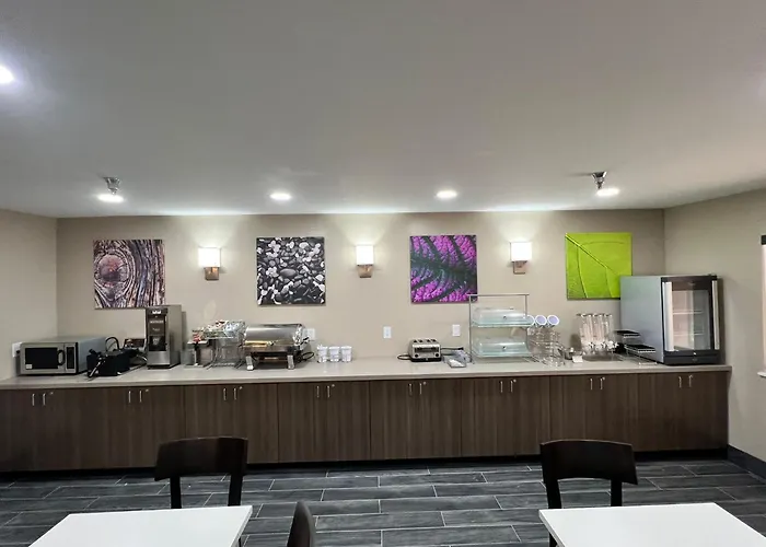 Sleep Inn & Suites Salina I-135