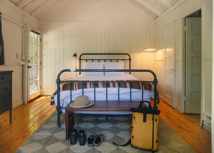 Johnson'S Beach Cabins And Campground