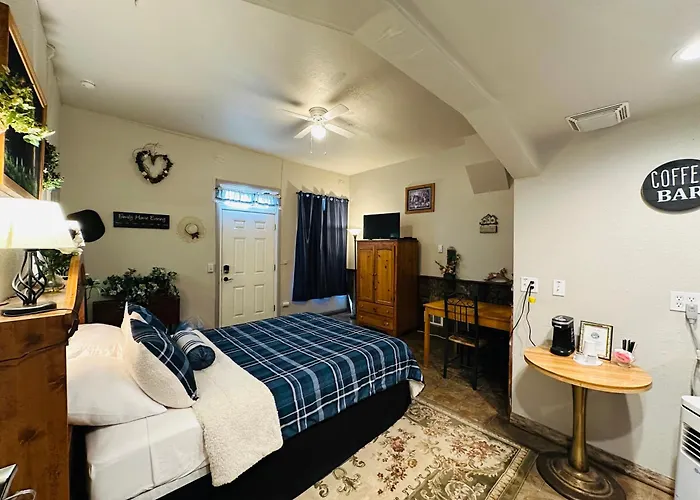 Salmon River Inn