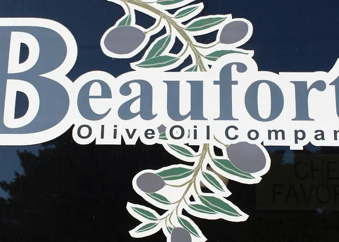 Beaufort Harbour Suites East Lodge