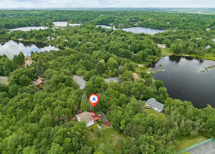 Cozy Cottage In The Heart Of Pocono