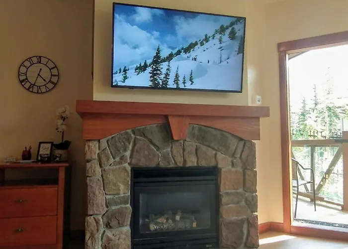 Deluxe Solitude Mountain Ski In-Out 2Bd-2Ba Condo
