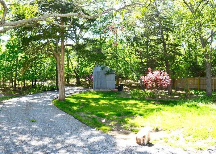 Water Front East Hampton Getaway