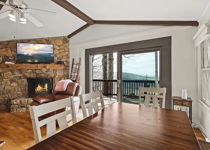 115 Hummingbird Rd By Carolina Stays