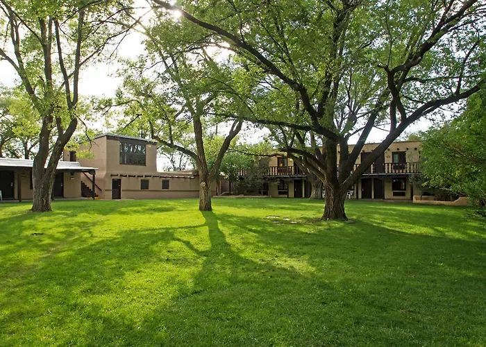 Sagebrush Inn&Suites