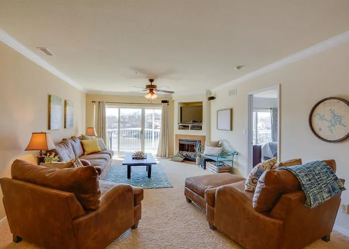 Lake Views & Pool Access: Osage Beach Condo