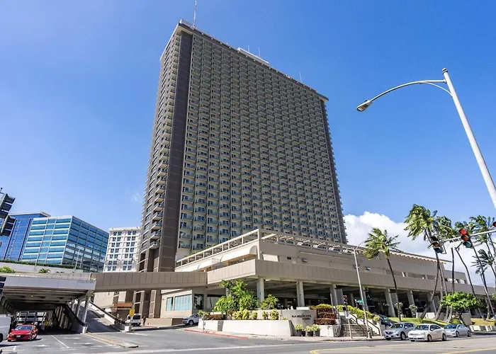 Ala Moana Condo Hotel
