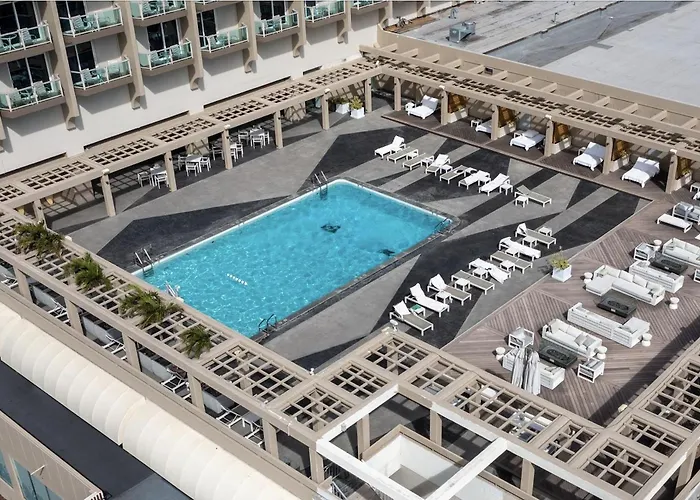 Ala Moana Condo Hotel