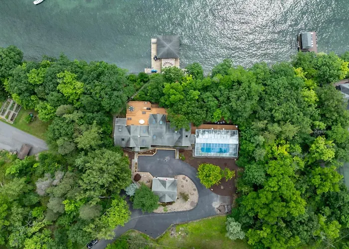 Lake House W/ Indr Pool And Jacuzzi