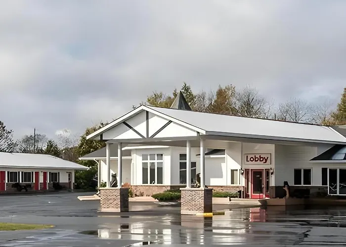 Econo Lodge Lakeshore