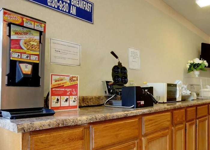 Americas Best Value Inn & Suites Macon At Eisenhower Pkwy