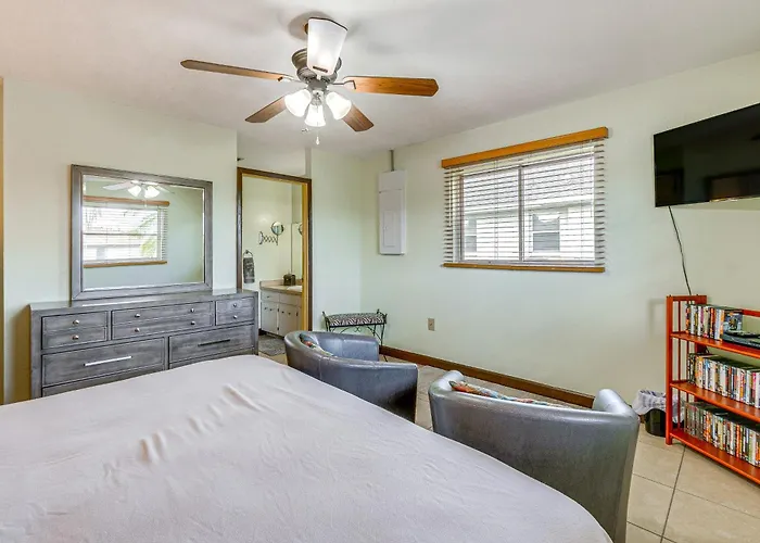 Canal-Front Retreat W/ Heated Pool & Hot Tub!