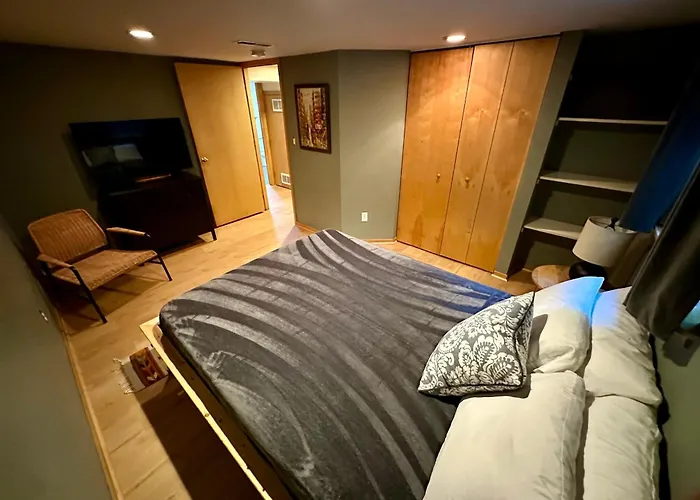 Cozy Pdx Hideout, Ideal Location