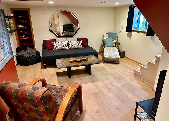 Cozy Pdx Hideout, Ideal Location