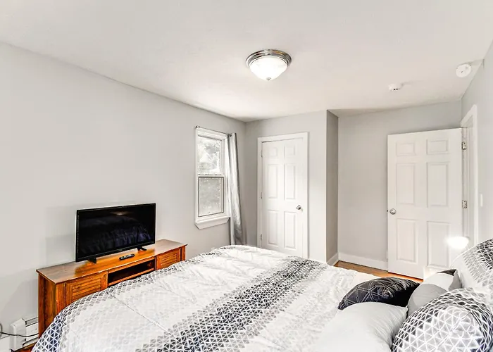 Seneca Falls Apartment ~ 3 Mi To Cayuga State Park
