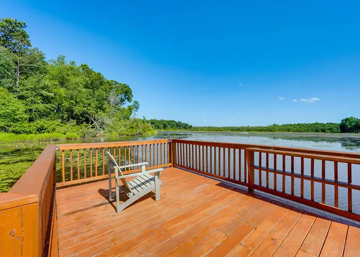 Brand-New Perry House W/ Kayaks & Lake Access