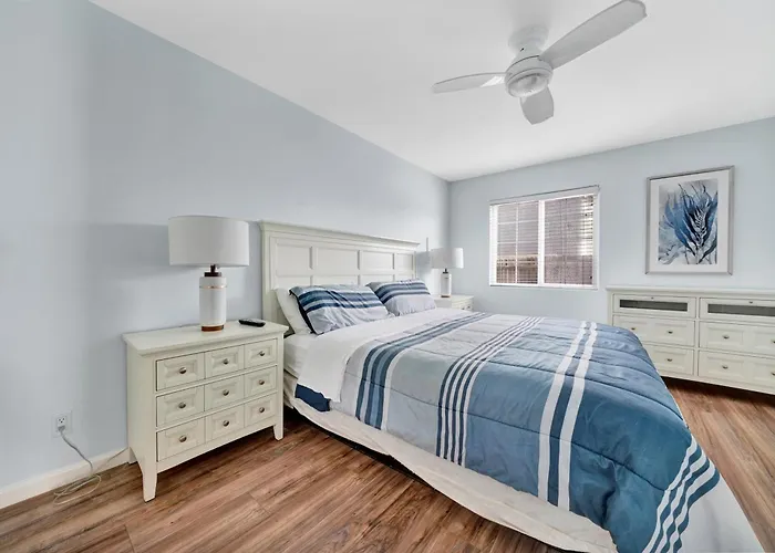 1404 W Oceanfront A