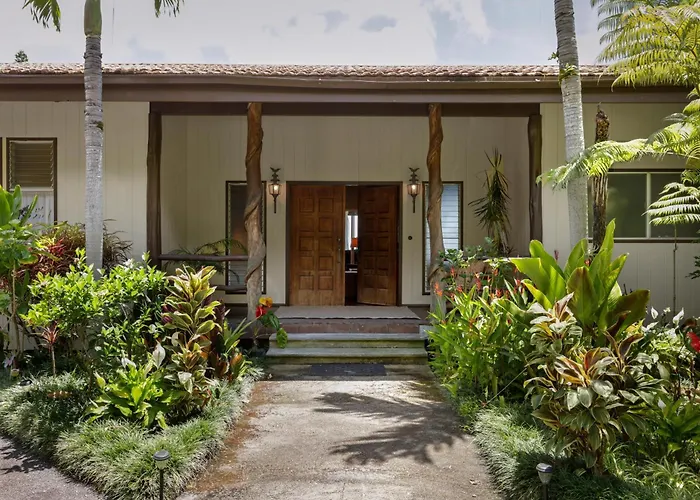 Experience Ocean Views At Hale Mauka, A Spacious 3-Bedroom Retreat In Captain Cook, Hi.