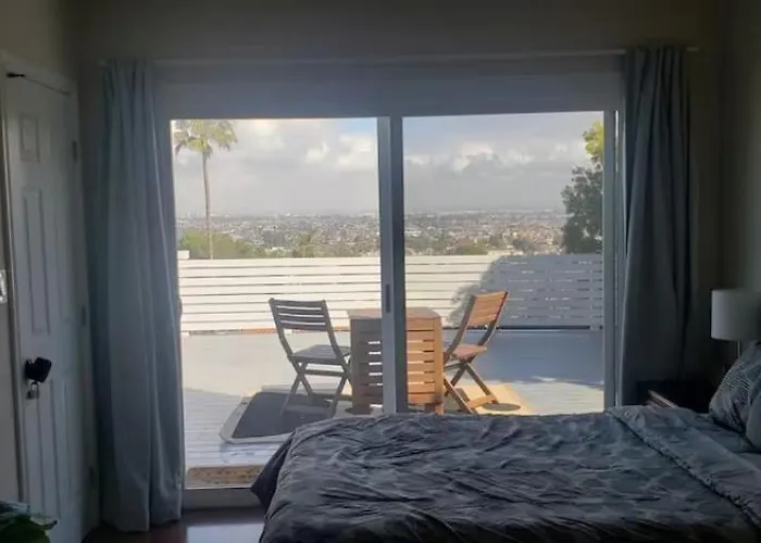 Private Room And Bath - Amazing City Views