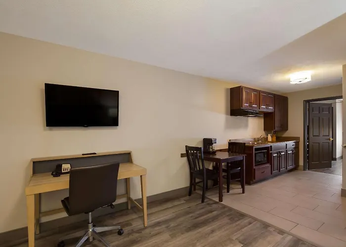 Country Inn & Suites By Radisson, Marion, Il